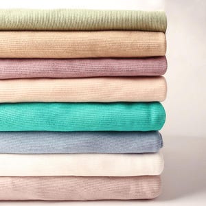 Pastel knit rolls