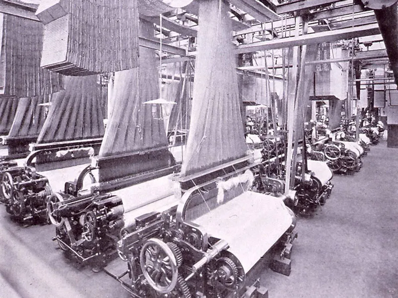 View 4 — heritage shuttle loom